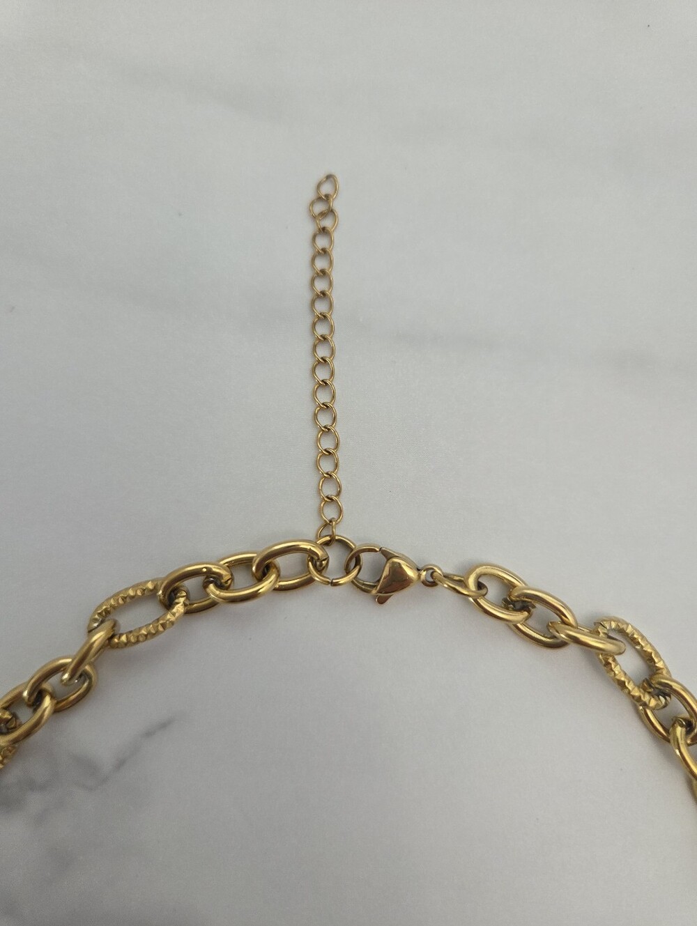 Gold Chunky Chain Necklace and Bracelet Set Textured Oval Links Jewelry Set - Picture 4 of 13